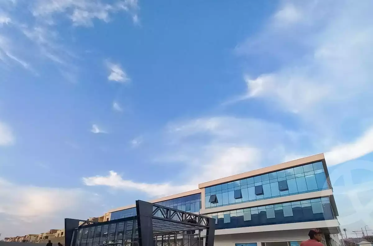 https://aqarmap.com.eg/en/listing/3902149-for-sale-cairo-el-sheikh-zayed-city-shr-lbstn
