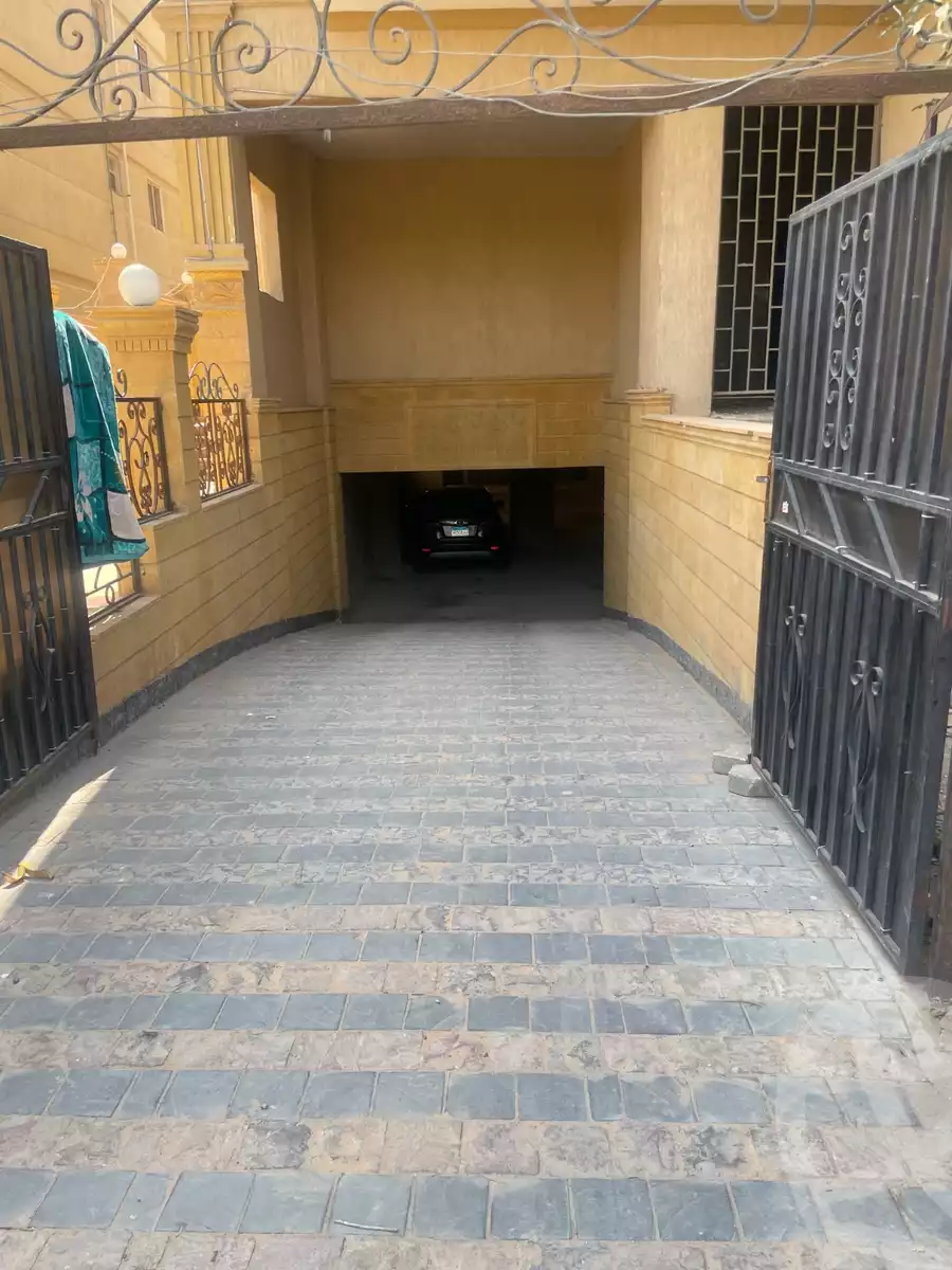 https://aqarmap.com.eg/ar/listing/3907769-for-sale-cairo-al-oubour-el-hay-el-taseaa