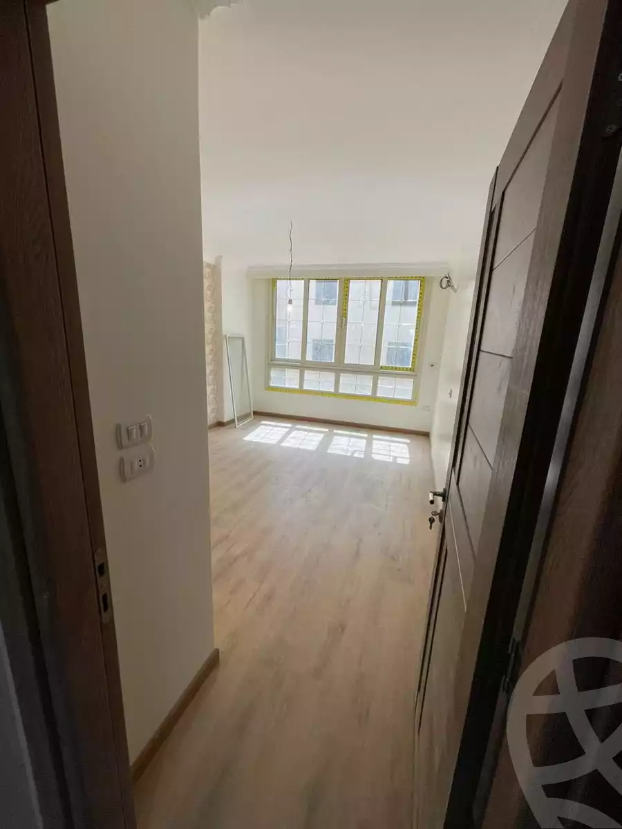 https://aqarmap.com.eg/en/listing/3880663-for-sale-cairo-el-sheikh-zayed-city-bait-el-watan