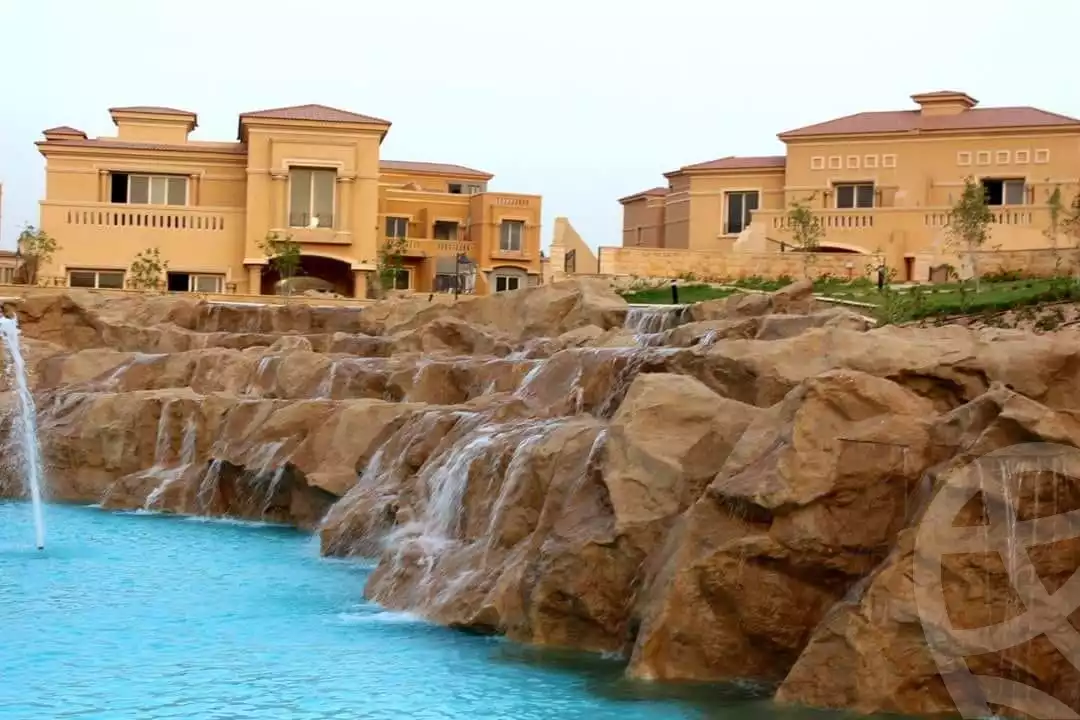https://aqarmap.com.eg/ar/listing/3919023-for-sale-cairo-el-sheikh-zayed-city-compounds-in-sheikh-zayed-royal-meadows