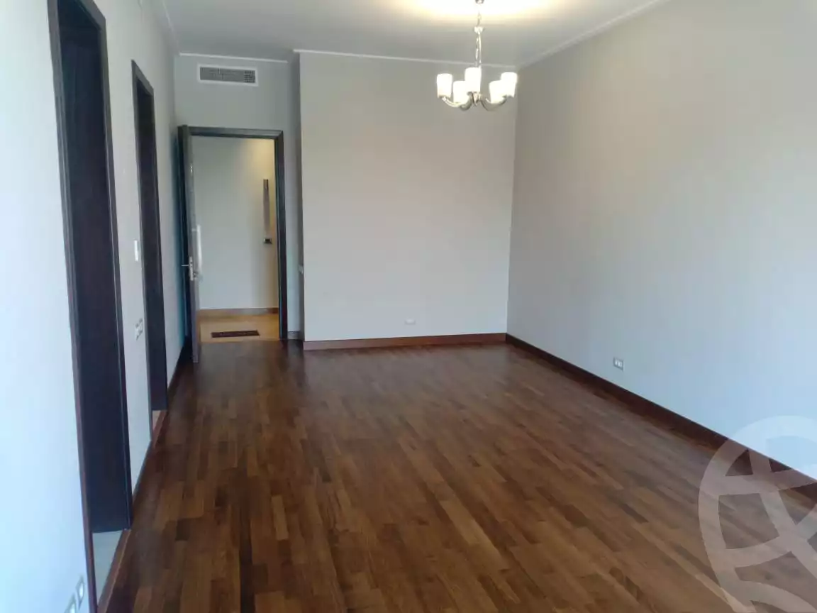 https://aqarmap.com.eg/en/listing/3924085-for-sale-cairo-el-sheikh-zayed-city-compounds-in-sheikh-zayed-forty-west