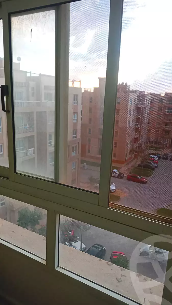 https://aqarmap.com.eg/ar/listing/3943277-for-rent-cairo-6th-of-october-compound-degla-gardens