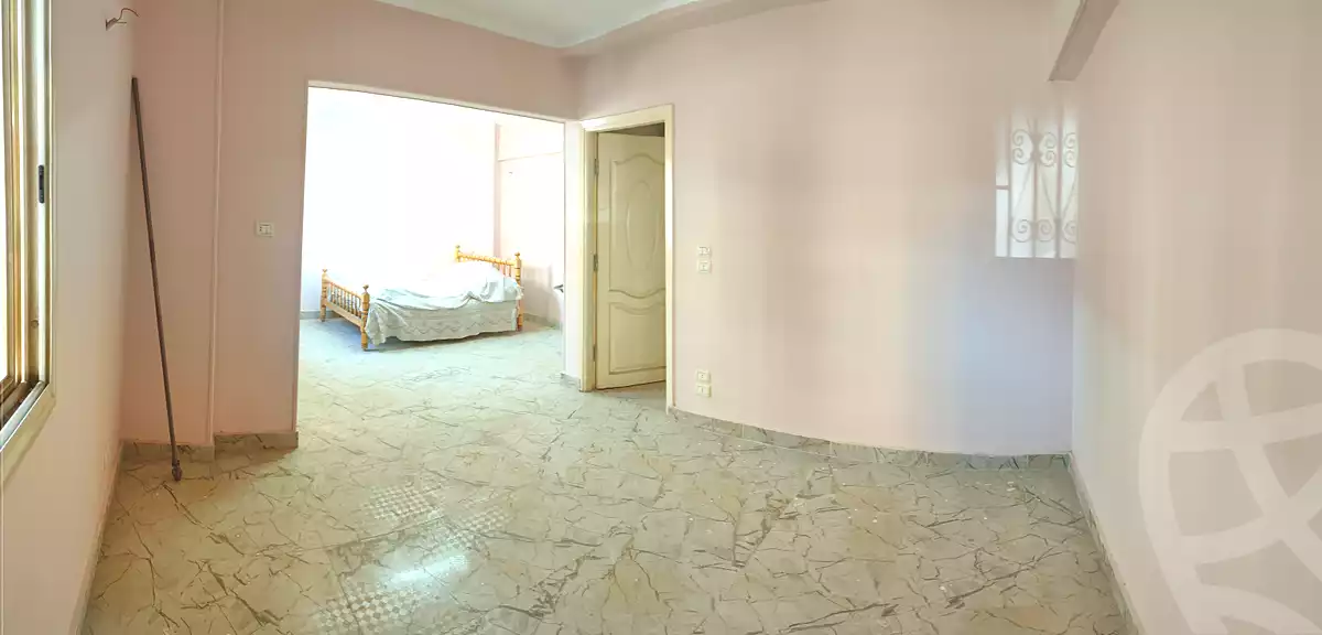 https://aqarmap.com.eg/ar/listing/3945092-for-sale-cairo-6th-of-october-compound-el-dowalia-plaza