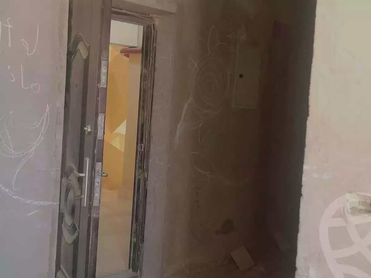 https://aqarmap.com.eg/en/listing/3950727-for-sale-cairo-al-oubour-tryq-msr-sm-yly-lshrwy-moon-city