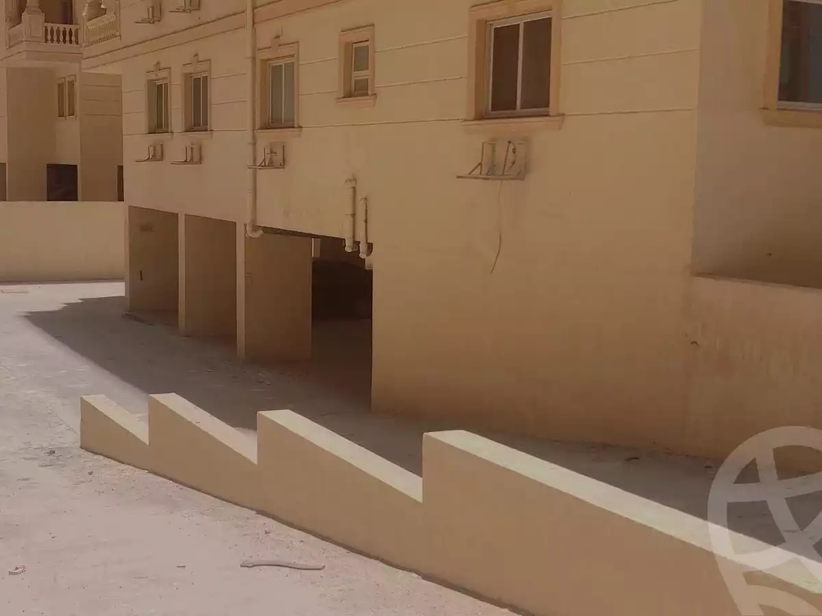 https://aqarmap.com.eg/en/listing/3950727-for-sale-cairo-al-oubour-tryq-msr-sm-yly-lshrwy-moon-city