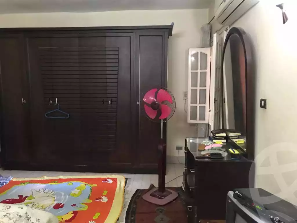 https://aqarmap.com.eg/ar/listing/3952845-for-sale-cairo-helwan-kwrnysh-hlwn