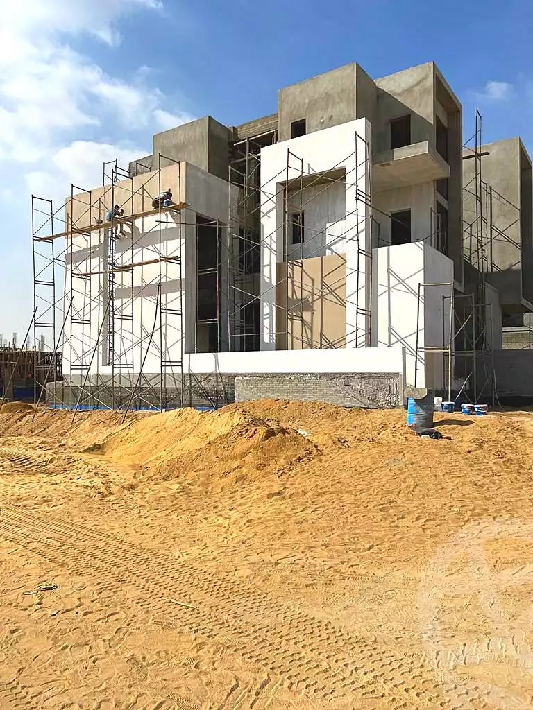 https://aqarmap.com.eg/en/listing/4751527-projects-water-way-villas