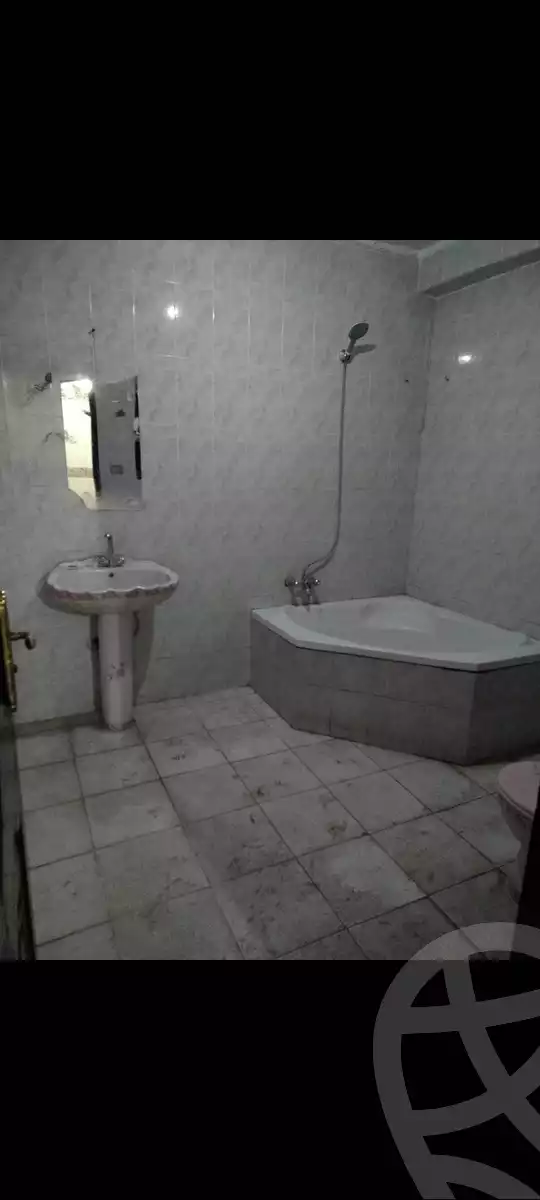 https://aqarmap.com.eg/en/listing/3972646-for-sale-cairo-el-marg-mohamed-nageb