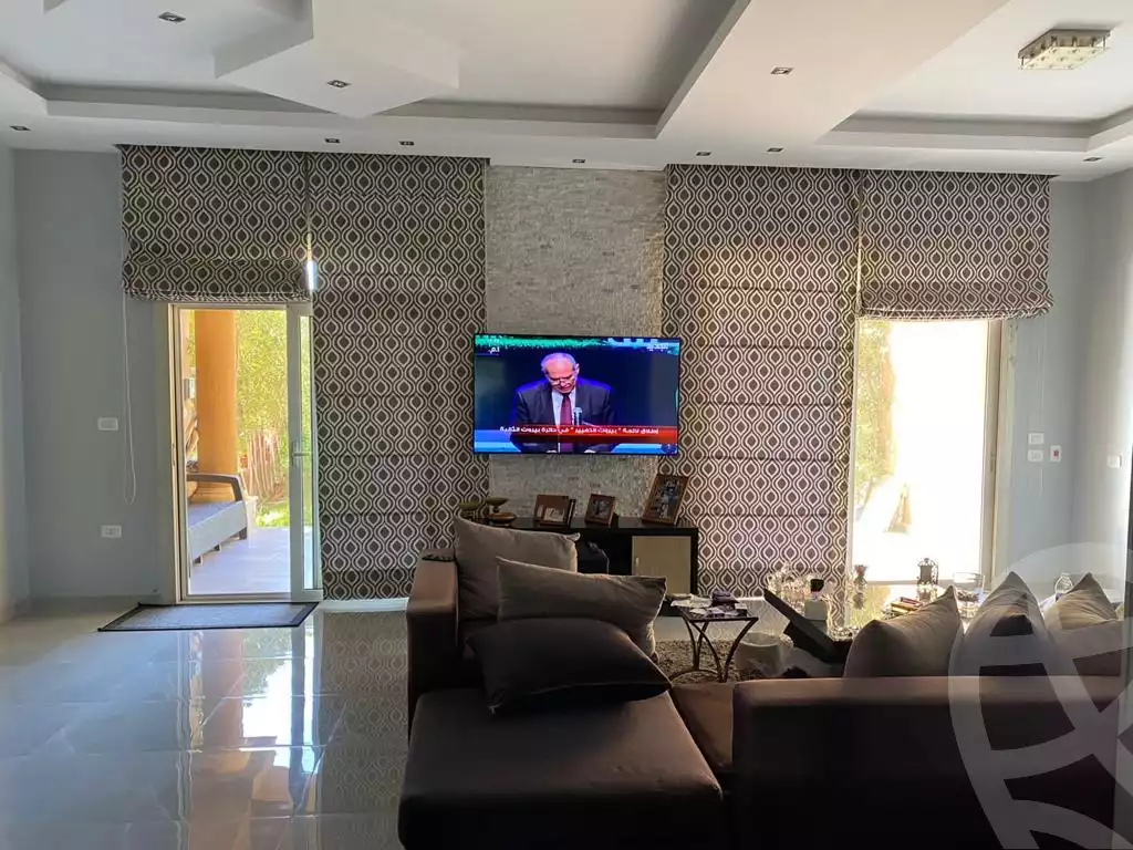 https://aqarmap.com.eg/ar/listing/3975396-for-sale-cairo-el-sheikh-zayed-city-compounds-in-sheikh-zayed-royal-meadows