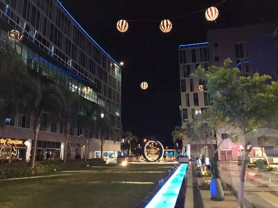 https://aqarmap.com.eg/en/listing/4328719-for-sale-cairo-el-sheikh-zayed-city-compounds-in-sheikh-zayed-capital-business-park