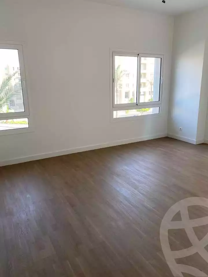 https://aqarmap.com.eg/ar/listing/3981625-for-sale-cairo-el-sheikh-zayed-city-compounds-kmbwnd-fyldj-wyst-dr-llttwyr