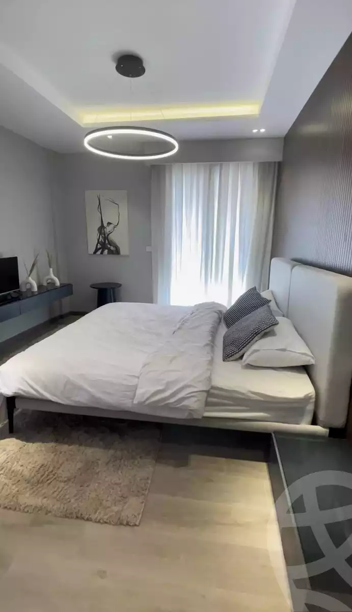 https://aqarmap.com.eg/ar/listing/3981625-for-sale-cairo-el-sheikh-zayed-city-compounds-kmbwnd-fyldj-wyst-dr-llttwyr