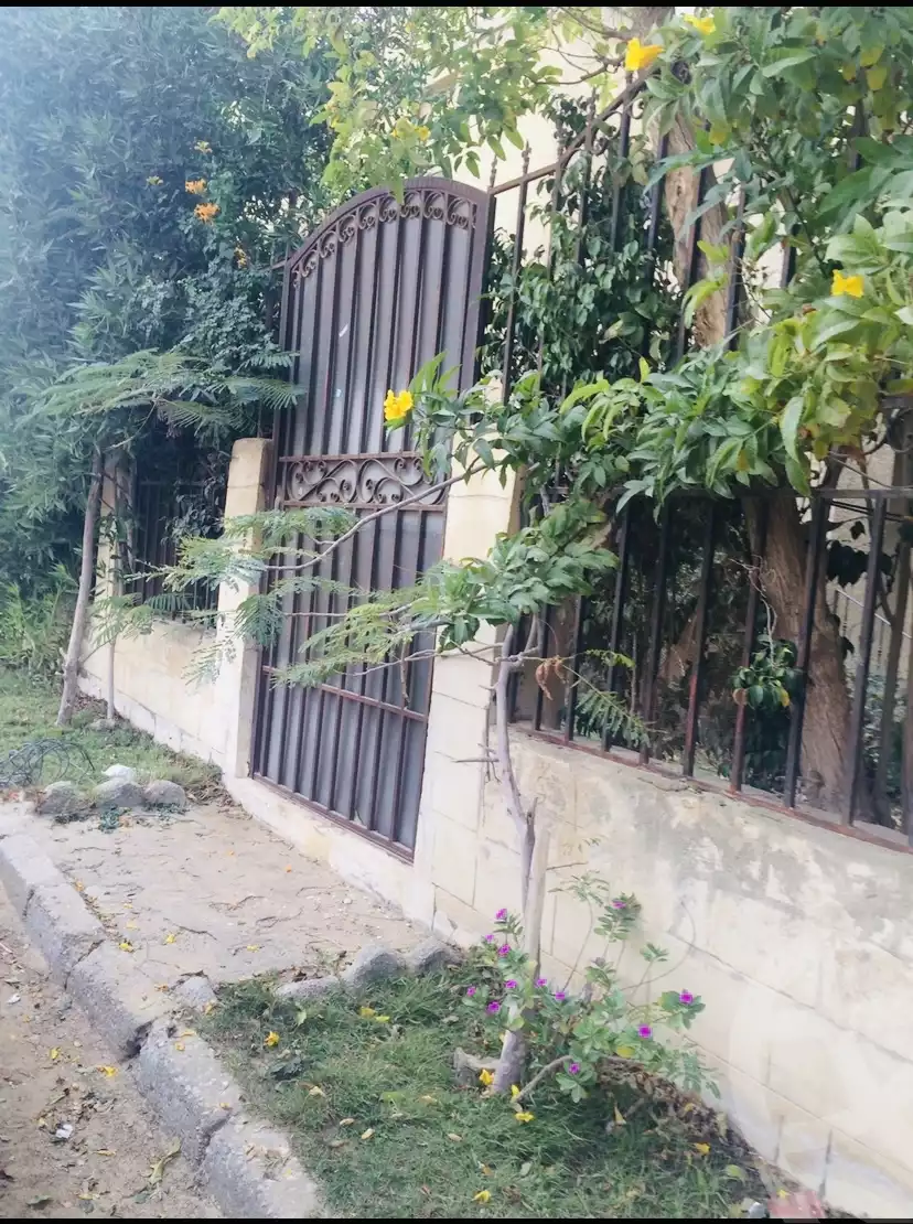 https://aqarmap.com.eg/en/listing/3984277-for-sale-cairo-6th-of-october-hadaeq-october-haram-city-ahmed-refaat-st
