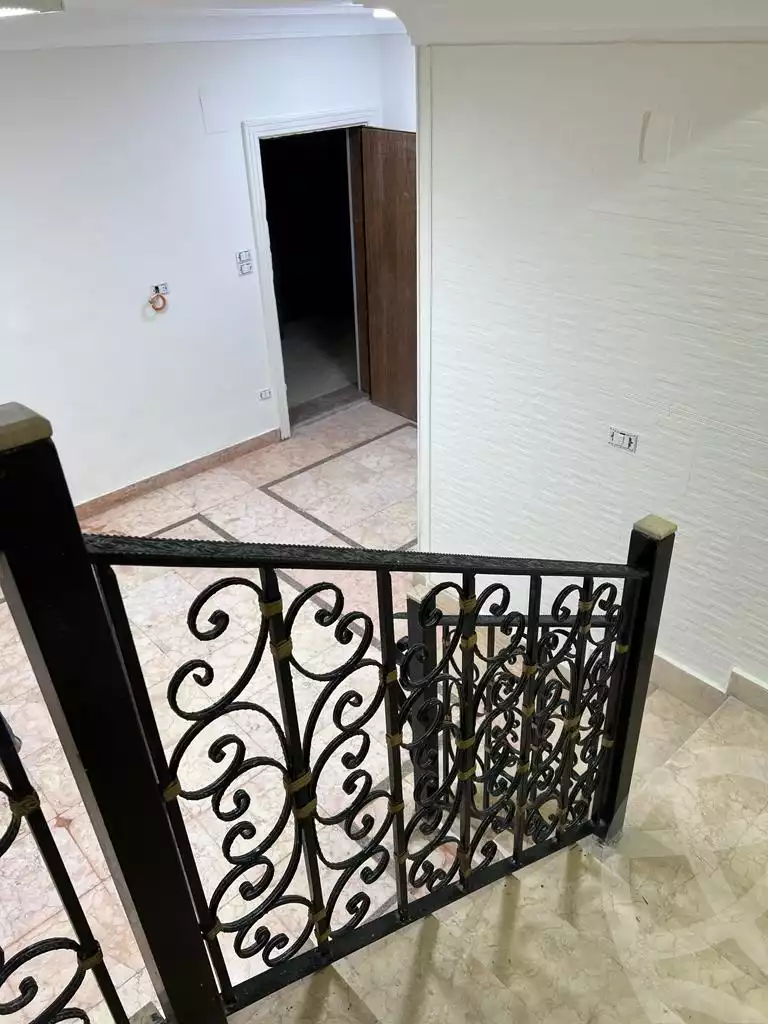 https://aqarmap.com.eg/en/listing/3984373-for-sale-cairo-nasr-city-mostafa-el-nahaas-st