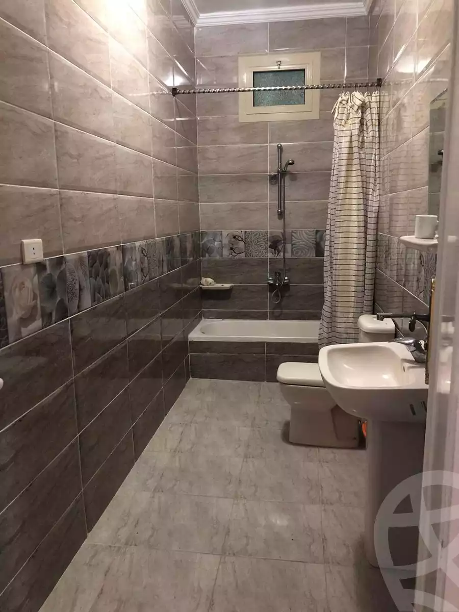 https://aqarmap.com.eg/en/listing/3984787-for-rent-mohamed-rashid-st