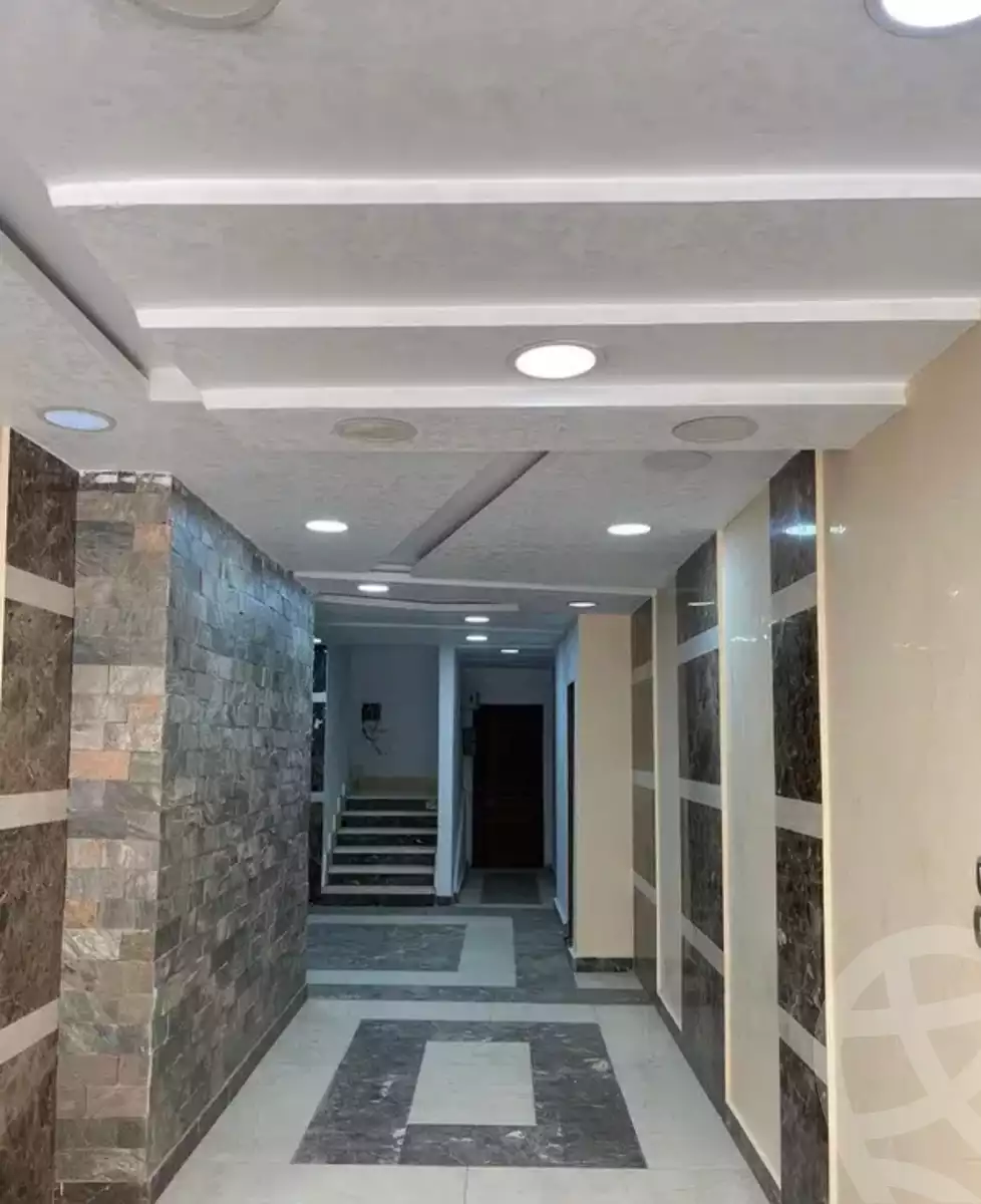https://aqarmap.com.eg/en/listing/4355624-for-sale-cairo-new-cairo-el-kattameya-compounds-in-kattameya-kmbwnd-mkny-lmnswr-llttwyr