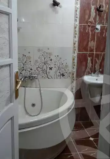 https://aqarmap.com.eg/en/listing/4000489-for-rent-alexandria-sporting-abou-quer-st