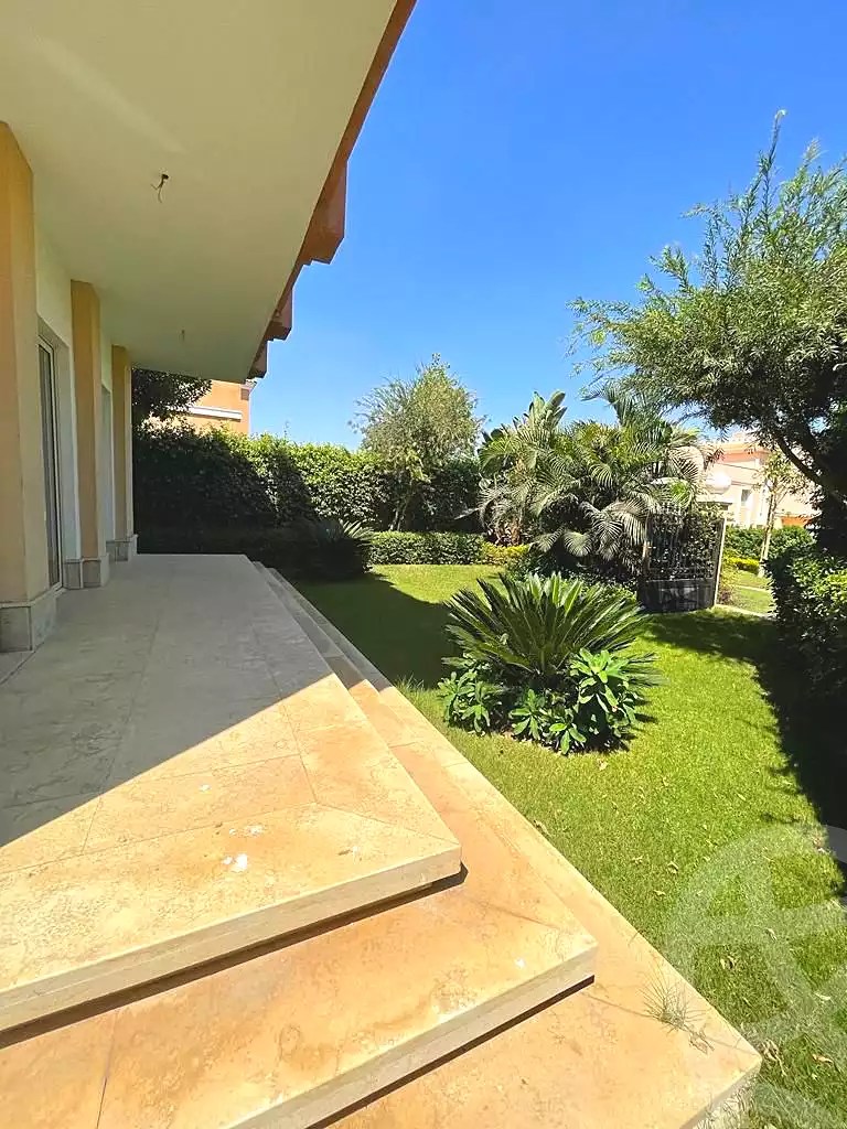 https://aqarmap.com.eg/en/listing/4006180-for-sale-cairo-el-shorouk-compounds-cleopatra-palace