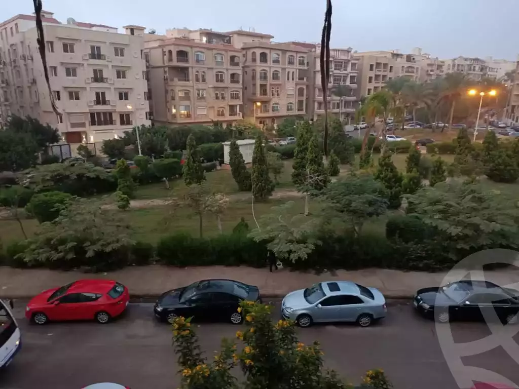 https://aqarmap.com.eg/en/listing/4024210-for-sale-cairo-new-cairo-jml-bd-lnsr