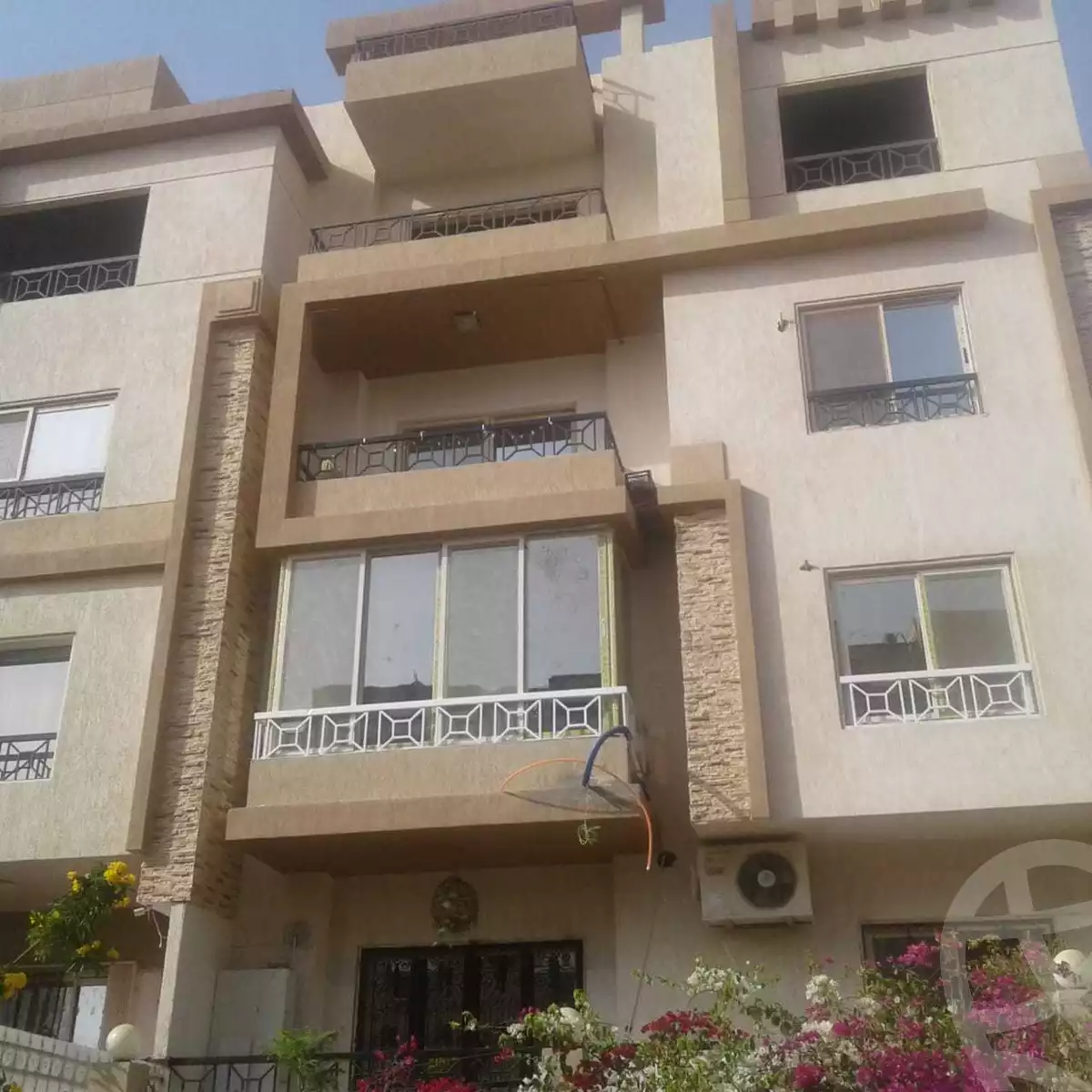 https://aqarmap.com.eg/en/listing/4030076-for-rent-cairo-el-sheikh-zayed-city-el-hay-elsades-ashaer