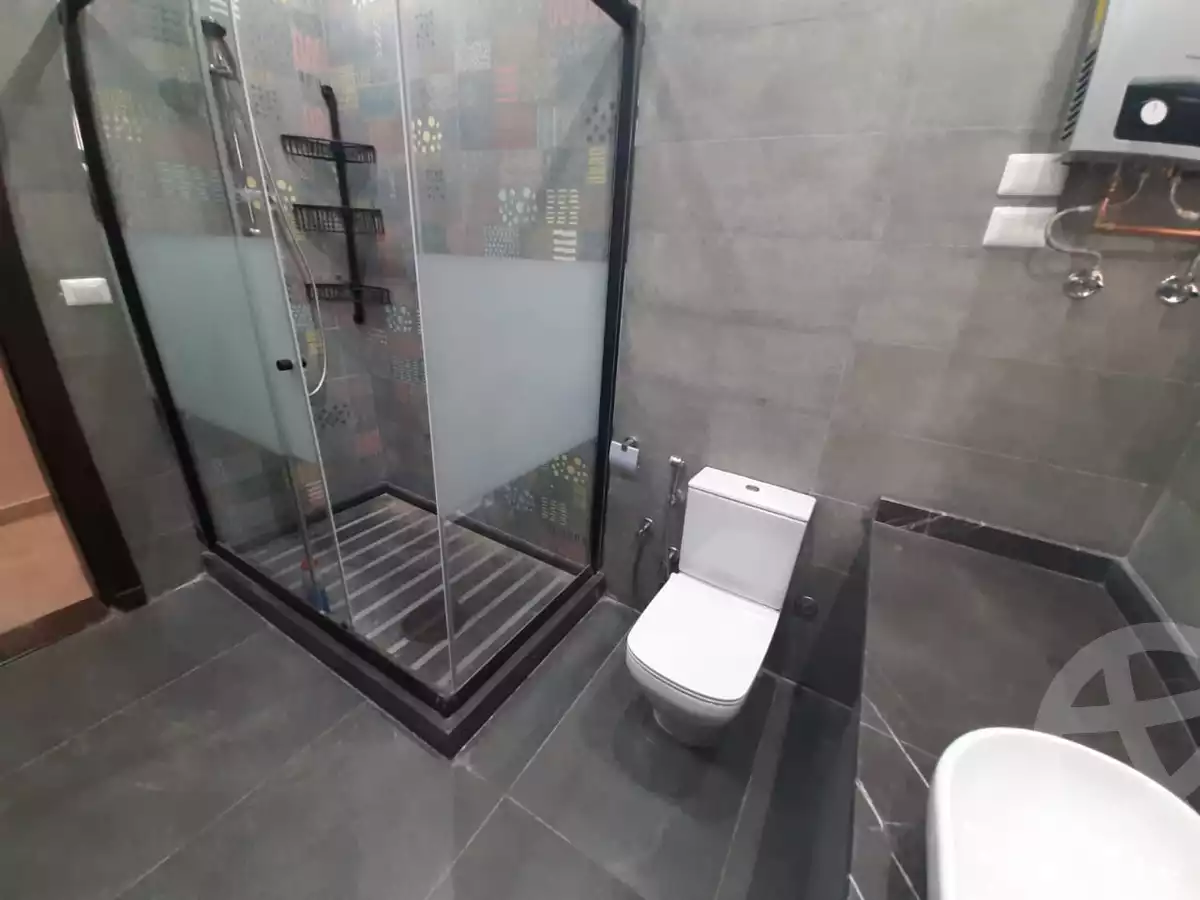 https://aqarmap.com.eg/en/listing/4033561-for-sale-cairo-new-cairo-compounds-midtown