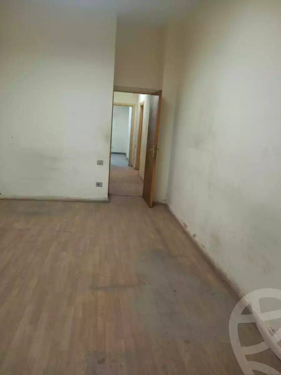https://aqarmap.com.eg/en/listing/4034439-for-rent-cairo-downtown-el-tahrir