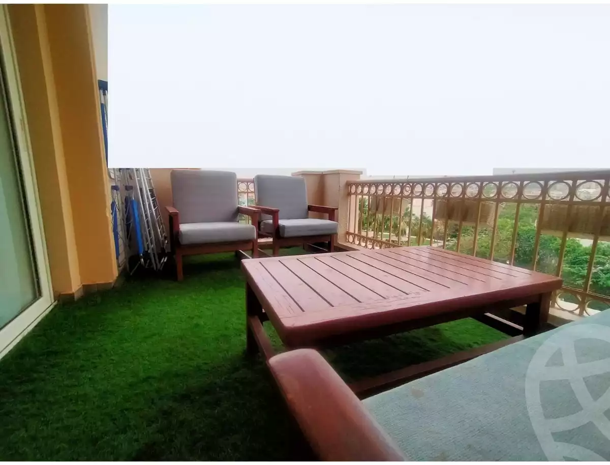 https://aqarmap.com.eg/en/listing/4035493-for-sale-cairo-el-sheikh-zayed-city-compounds-greens