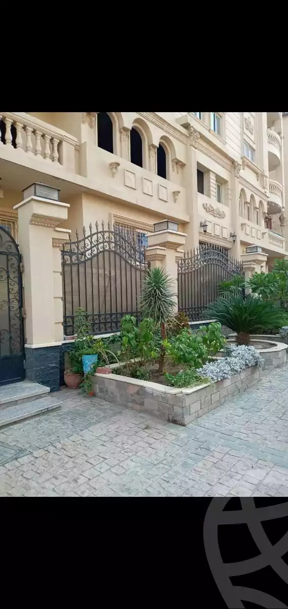 https://aqarmap.com.eg/ar/listing/4035959-for-sale-cairo-mokattam-shareaa-el-moqatem