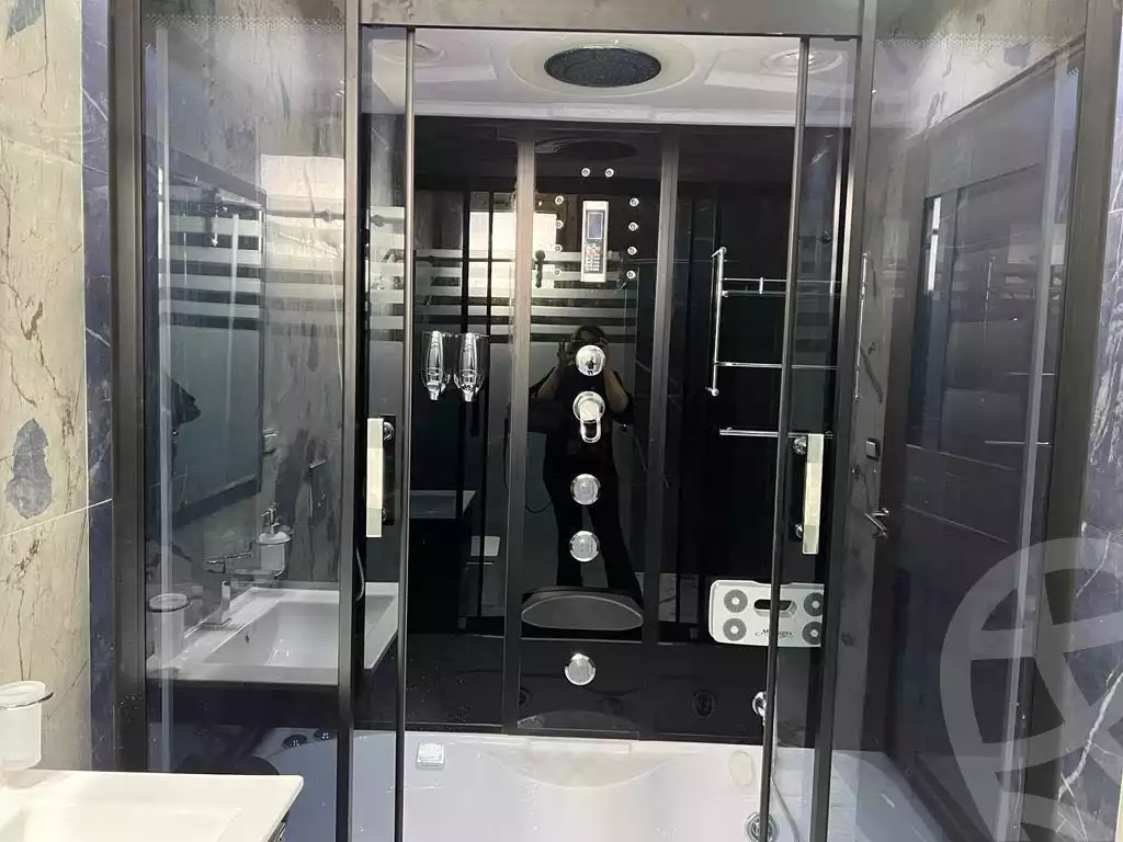 https://aqarmap.com.eg/en/listing/4036459-for-sale-cairo-el-sheikh-zayed-city-compounds-in-sheikh-zayed-el-patio-zahraa
