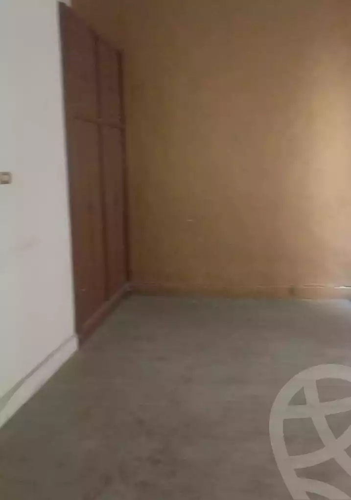 https://aqarmap.com.eg/ar/listing/4036503-for-rent-cairo-downtown-bab-el-loaa-hoda-shaarawy-st