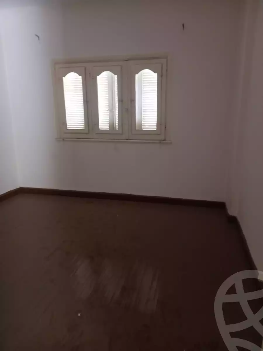 https://aqarmap.com.eg/en/listing/4036527-for-rent-cairo-downtown-abdeen-mohammed-farid-st