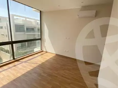 https://aqarmap.com.eg/en/listing/4034682-for-rent-cairo-new-cairo-compounds-lakeview-residence