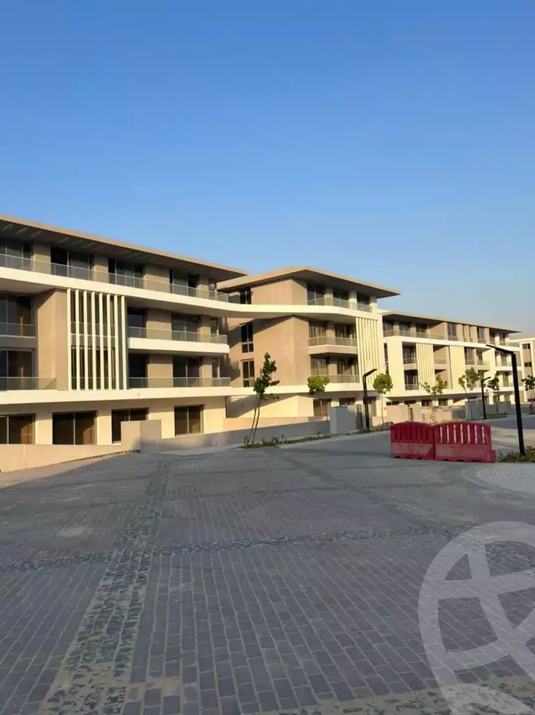 https://aqarmap.com.eg/en/listing/4040371-for-sale-cairo-alex-cairo-desert-road-kmbwnd-fy-tryq-skndry-lshrwy-joulz-compound-inertia