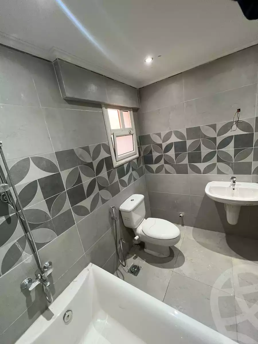 https://aqarmap.com.eg/en/listing/4040467-for-sale-cairo-new-cairo-ltjm-lkhms-el-andalous-mwrd-fq-llttwyr
