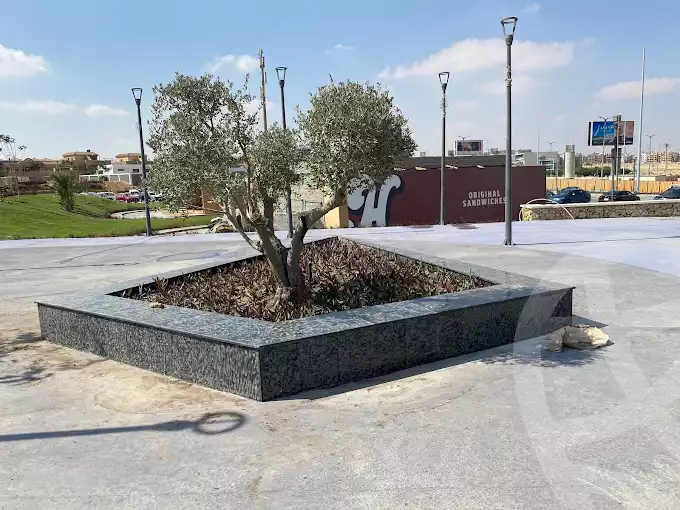 https://aqarmap.com.eg/ar/listing/4040839-for-rent-cairo-el-sheikh-zayed-city-compounds-west-mark-real-mark-development
