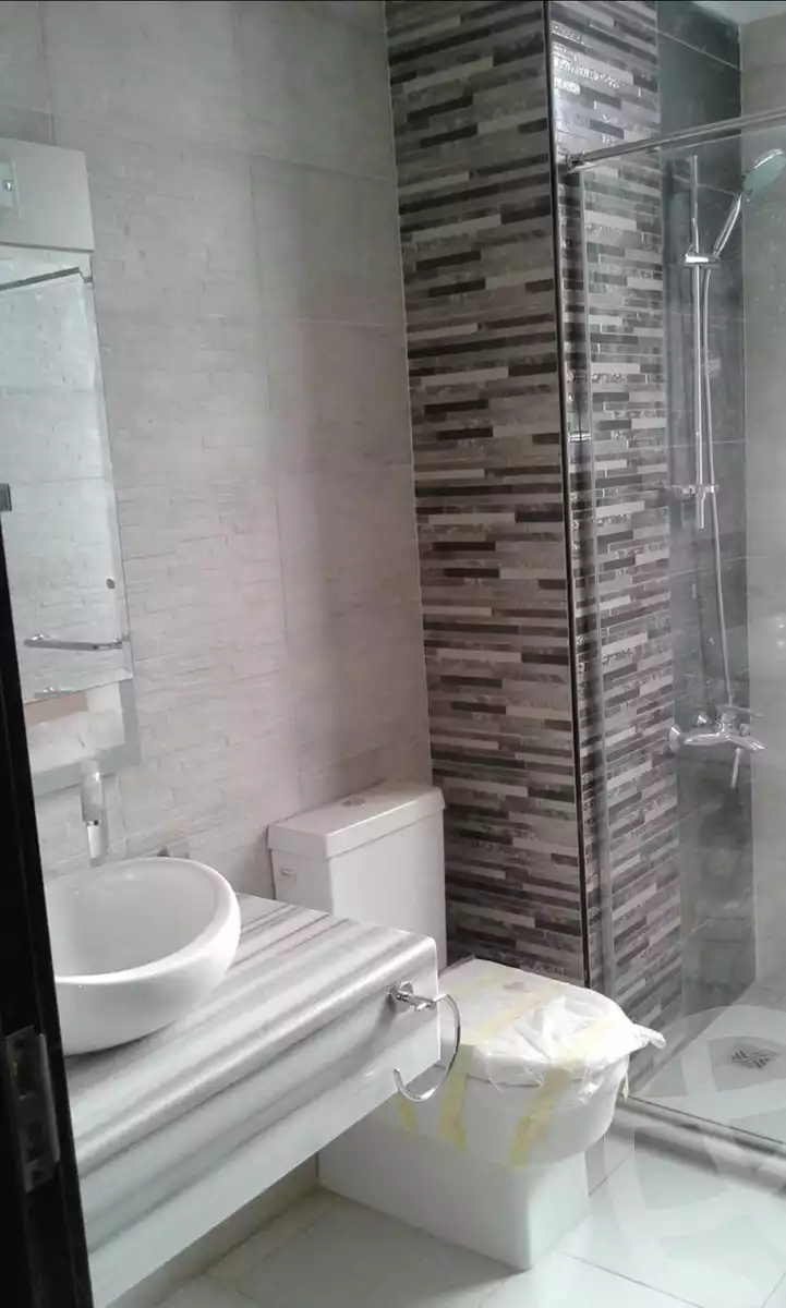https://aqarmap.com.eg/en/listing/4044728-for-rent-cairo-el-sheikh-zayed-city-compounds-kmbwnd-ljry-swdyk