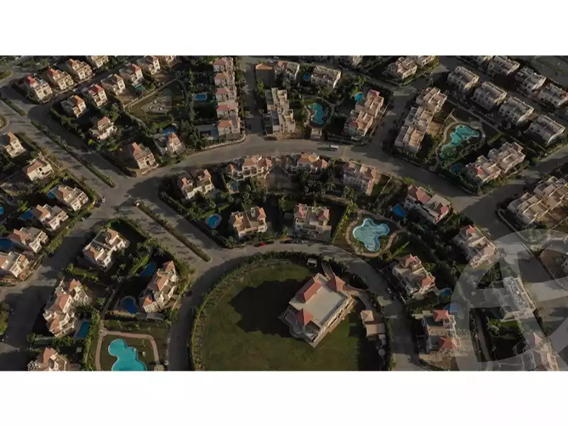 https://aqarmap.com.eg/en/listing/4044925-for-sale-cairo-el-sheikh-zayed-city-compounds-greens