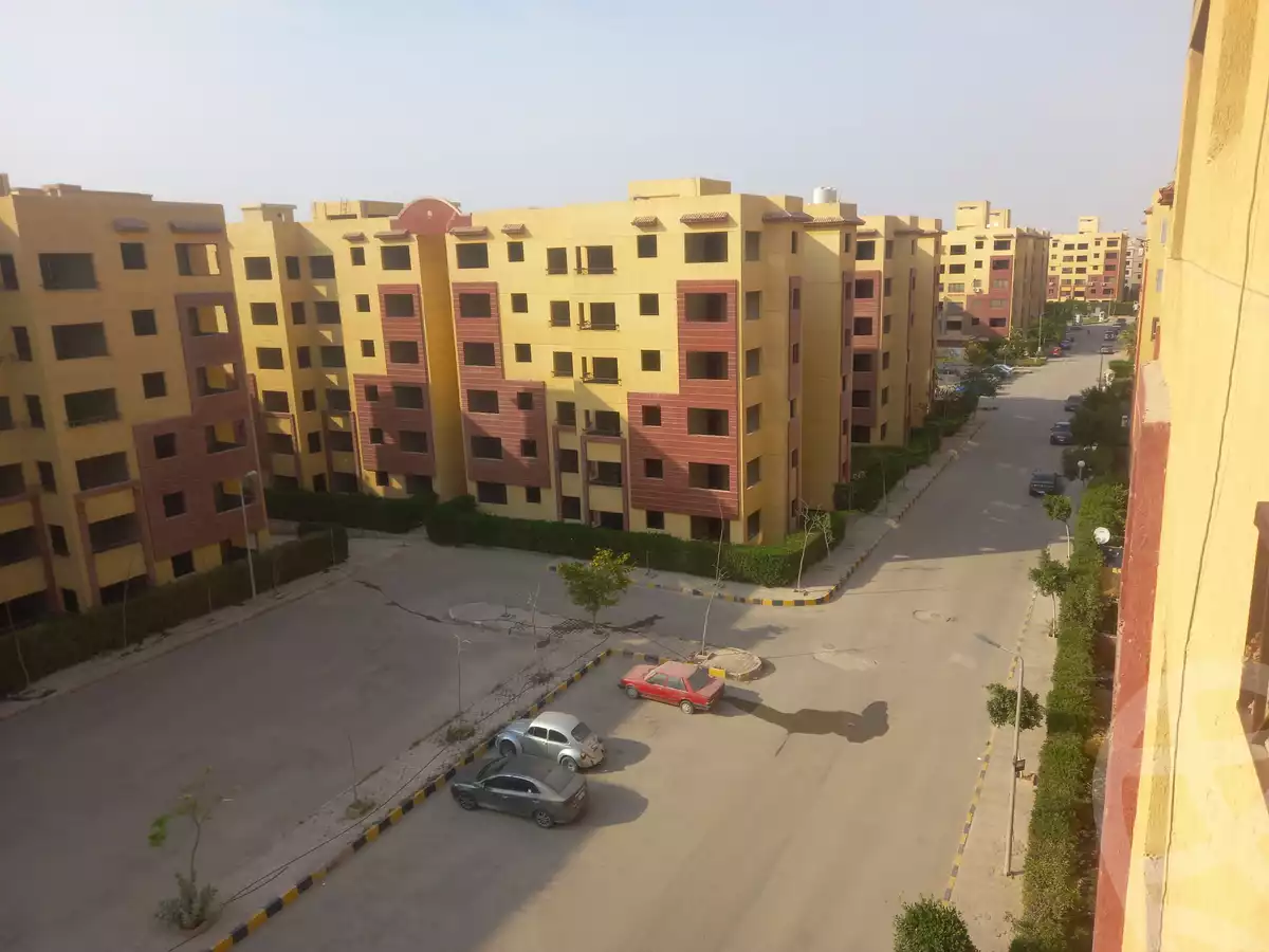 https://aqarmap.com.eg/ar/listing/4045238-for-sale-cairo-6th-of-october-hadaeq-october-baet-el-masria