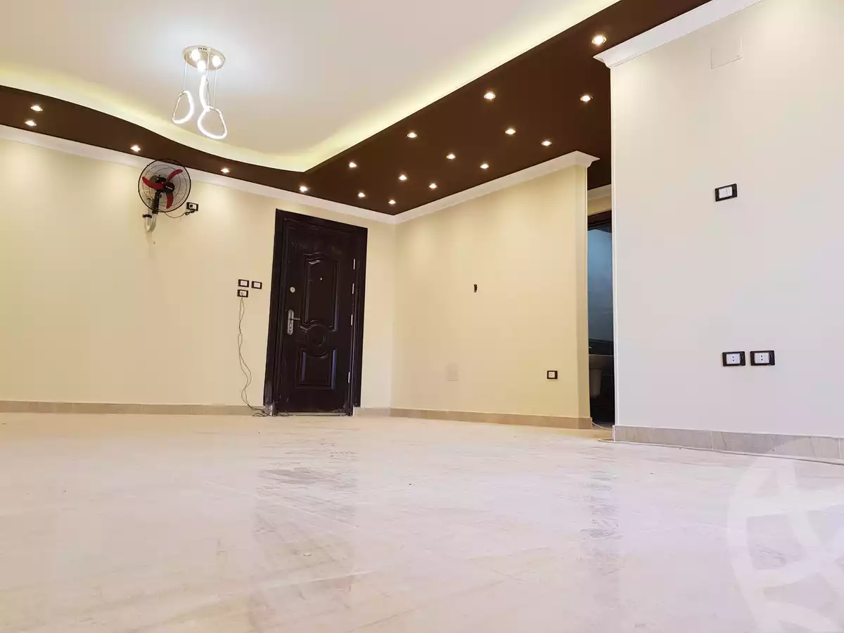 https://aqarmap.com.eg/en/listing/4046460-for-rent-cairo-6th-of-october-jml-bd-lnsr