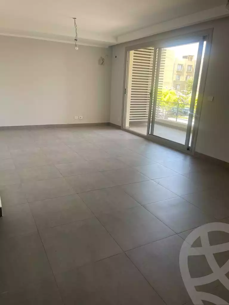 https://aqarmap.com.eg/en/listing/4048261-for-rent-cairo-6th-of-october-compound-palm-parks
