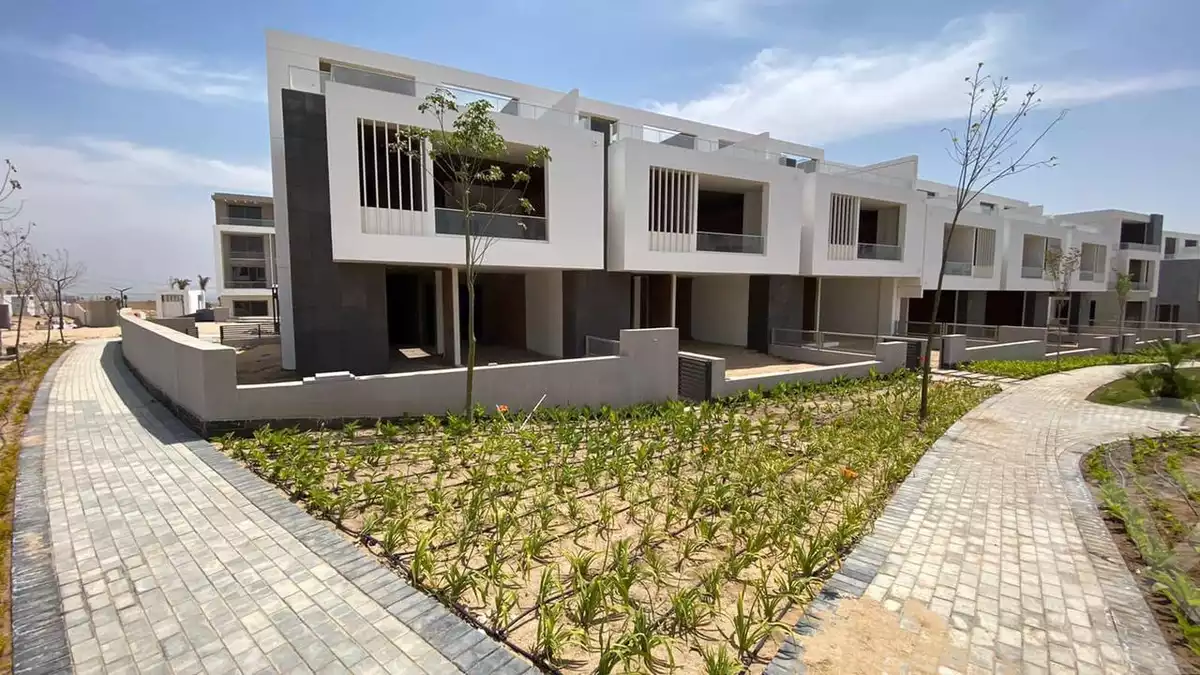https://aqarmap.com.eg/ar/listing/4048555-for-sale-cairo-alex-cairo-desert-road-kmbwnd-fy-tryq-skndry-lshrwy-joulz-compound-inertia