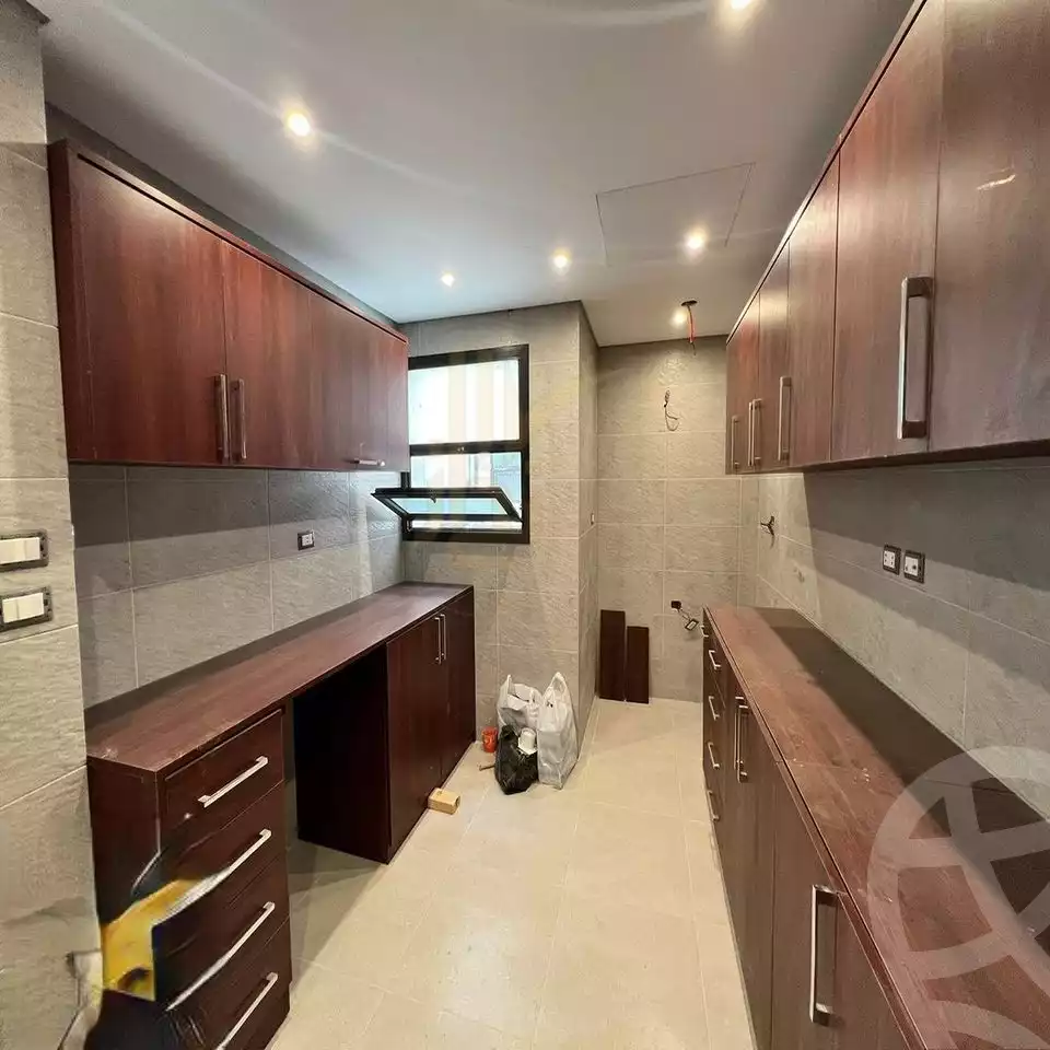https://aqarmap.com.eg/ar/listing/4049334-for-rent-cairo-el-sheikh-zayed-city-compounds-in-sheikh-zayed-beverly-hills