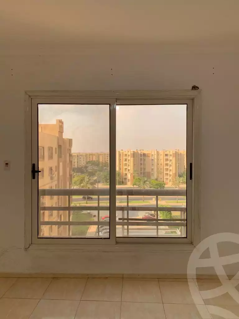 https://aqarmap.com.eg/ar/listing/4049710-for-sale-cairo-mdynty-sixth-zone-buildings-sixth-zone-buildings