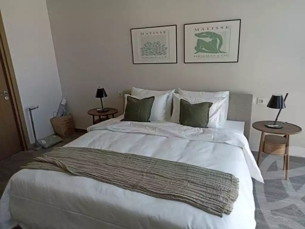 https://aqarmap.com.eg/ar/listing/4051694-for-sale-cairo-el-sheikh-zayed-city-compounds-brj-zyd-wr-llttwyr