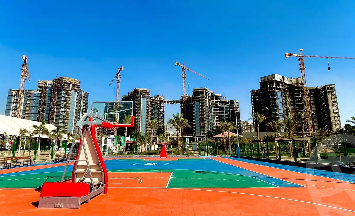 https://aqarmap.com.eg/ar/listing/4051694-for-sale-cairo-el-sheikh-zayed-city-compounds-brj-zyd-wr-llttwyr