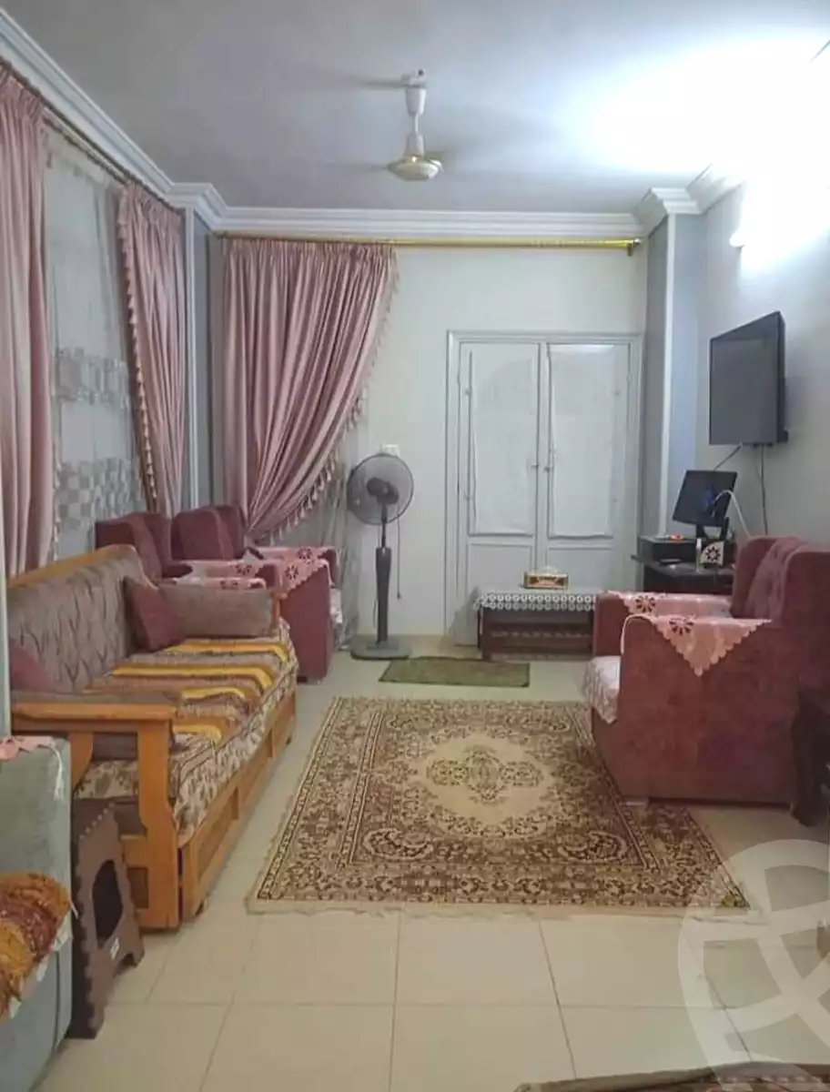 https://aqarmap.com.eg/en/listing/4052139-for-sale-cairo-15th-of-may-mjwr-1-shr-syd-nbr