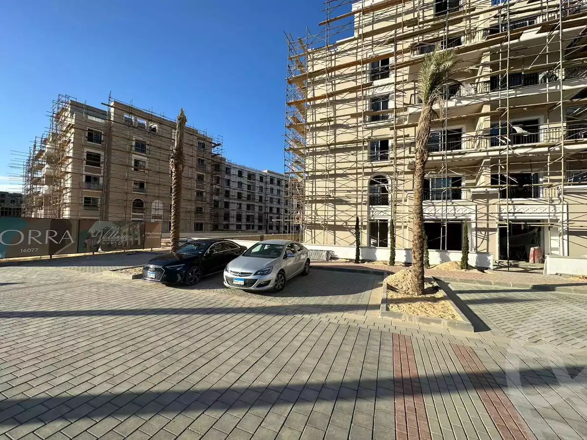 https://aqarmap.com.eg/en/listing/4053817-for-sale-cairo-el-sheikh-zayed-city-compounds-kmbwnd-fyldj-wyst-dr-llttwyr