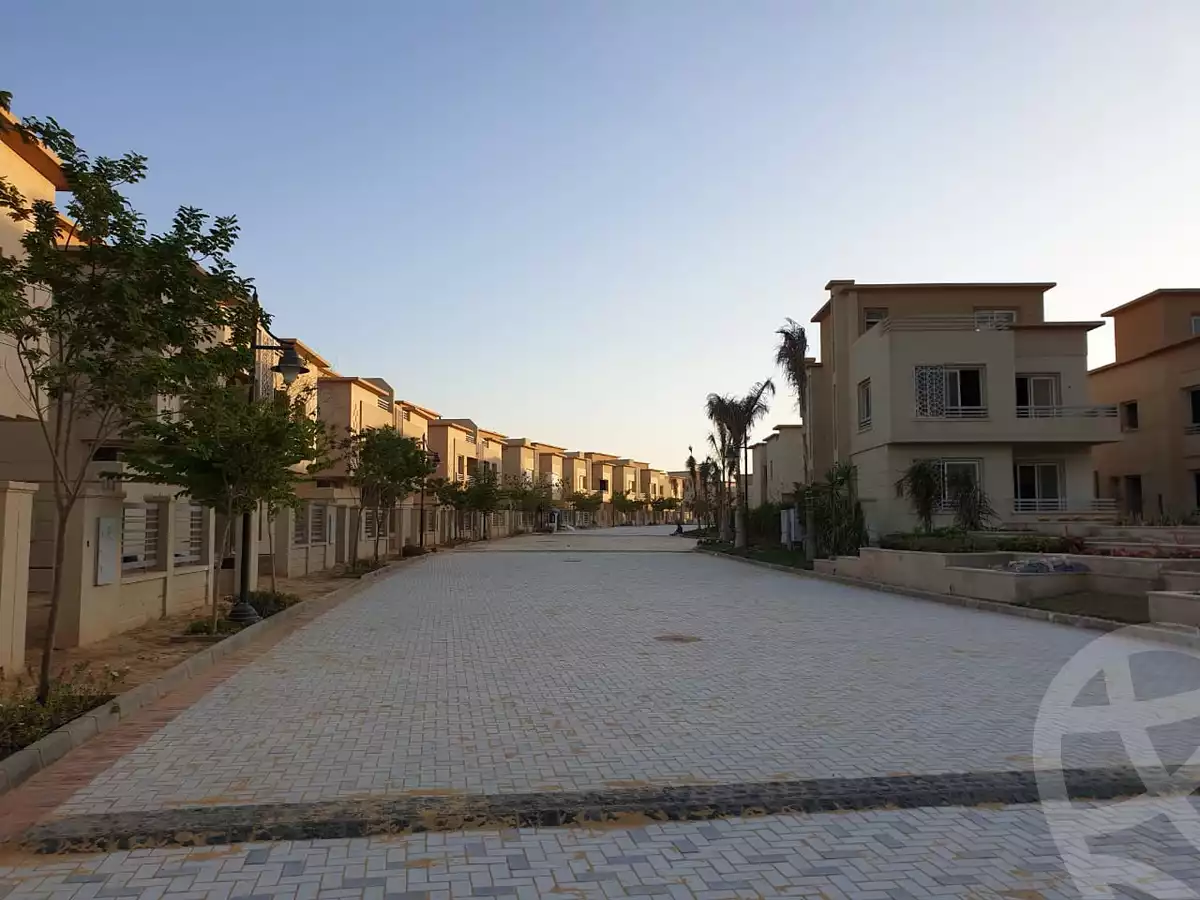 https://aqarmap.com.eg/en/listing/4055601-for-sale-cairo-el-sheikh-zayed-city-compounds-jedar