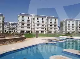 https://aqarmap.com.eg/en/listing/4055954-for-sale-cairo-new-cairo-compounds-mountain-view-hyde-park
