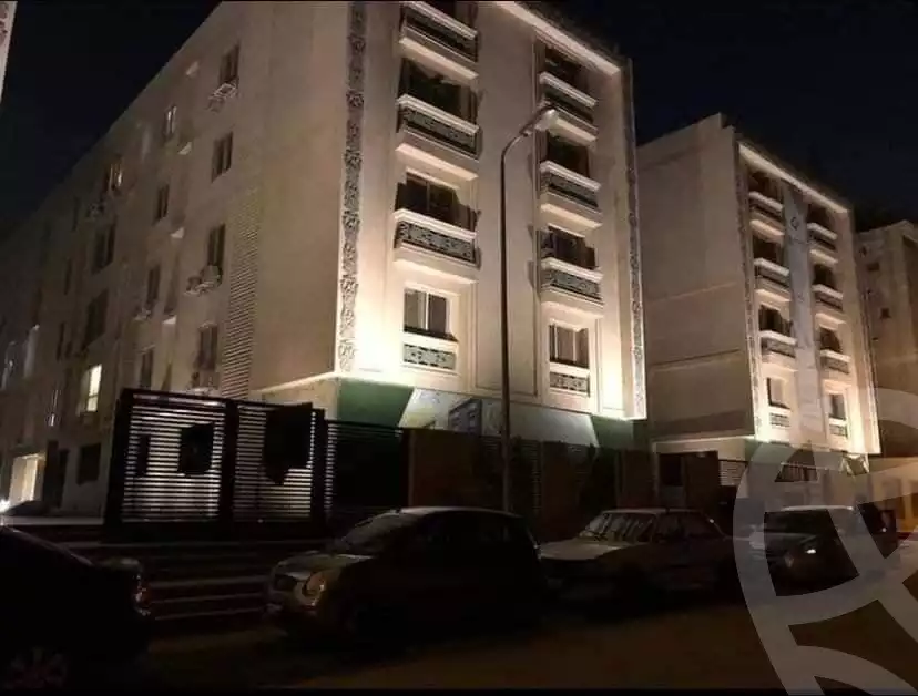 https://aqarmap.com.eg/ar/listing/4057158-for-sale-cairo-mokattam-compounds-kmbwnd-sy-gnym-jrwb